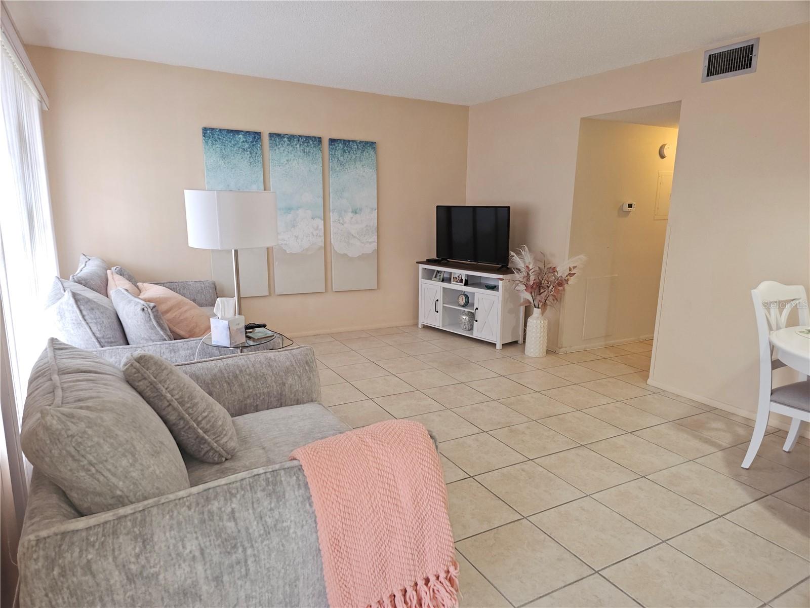 2458 COLUMBIA DR #66 — photo 3
