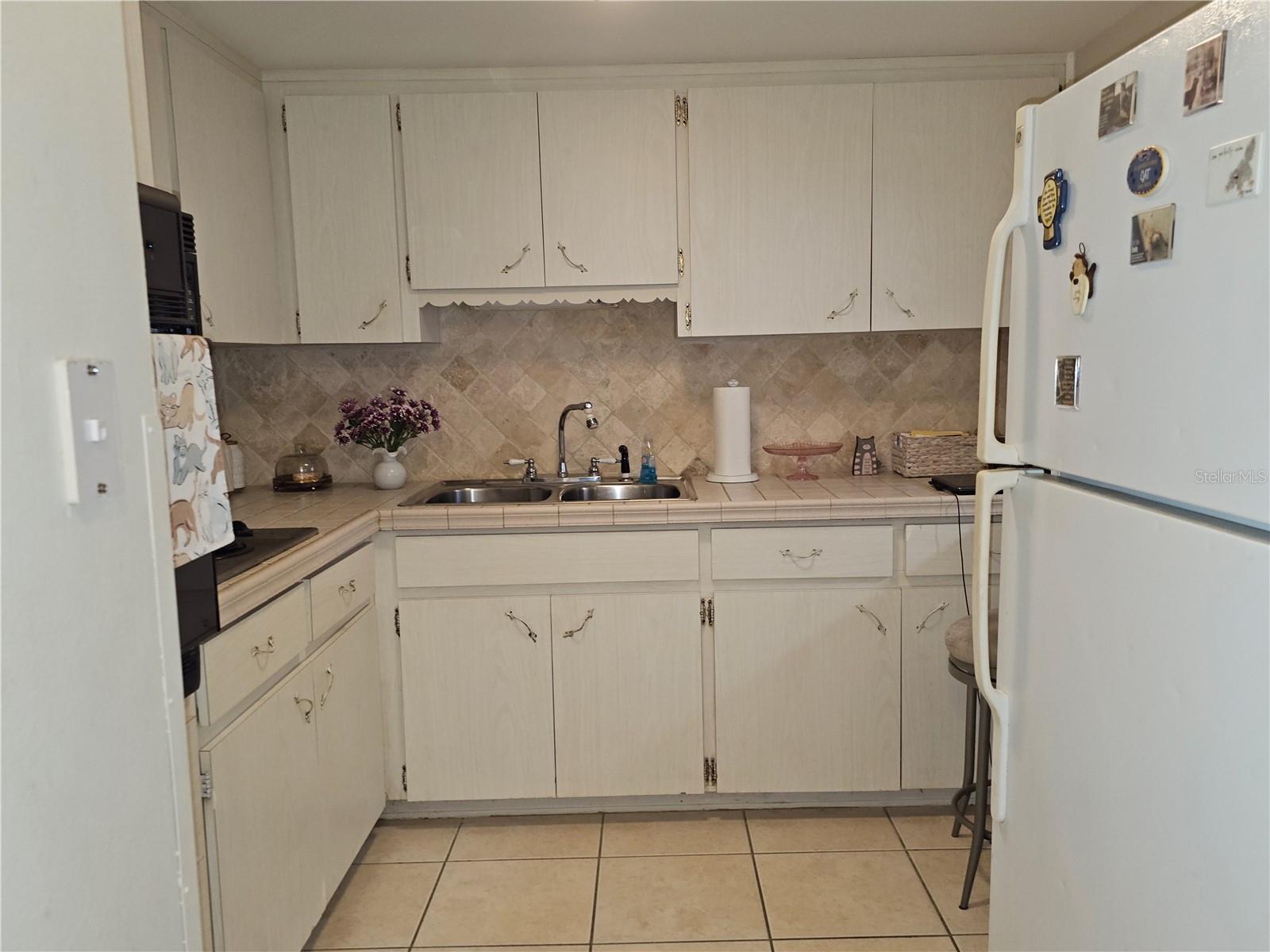2458 COLUMBIA DR #66 — photo 8