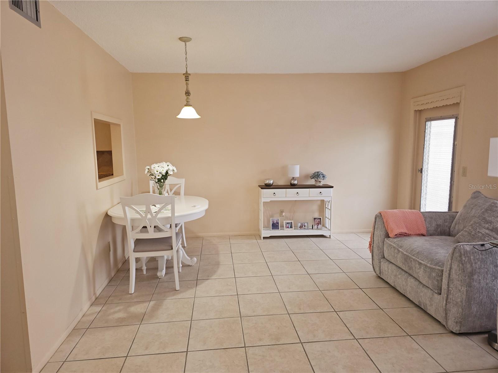 2458 COLUMBIA DR #66 — photo 7