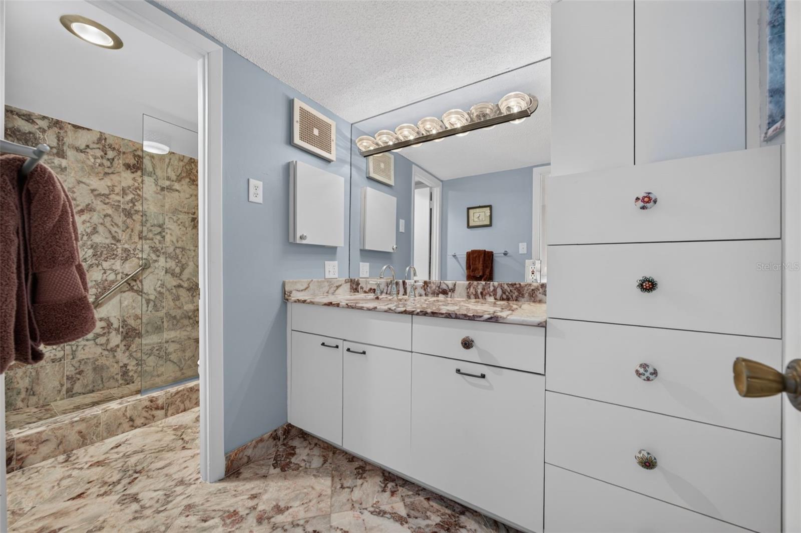 4390 EXETER DR #107 — photo 24