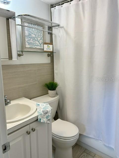 908 VILLAS DR #68 — photo 3