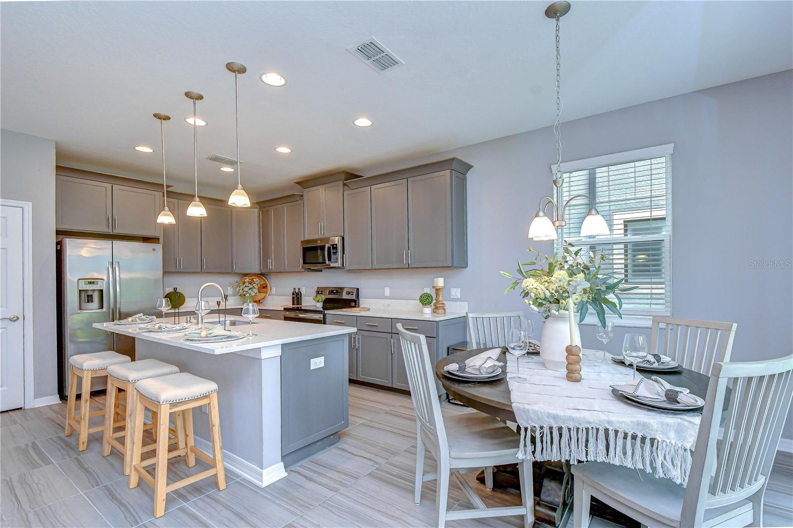 1621 LEAF FLOWER LN — photo 26