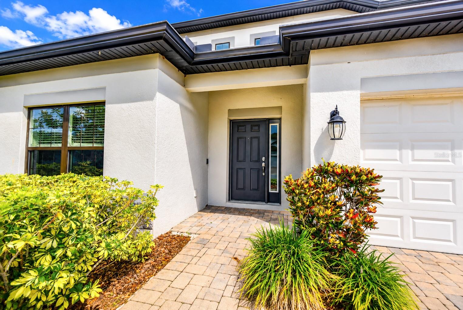 1621 LEAF FLOWER LN — photo 8