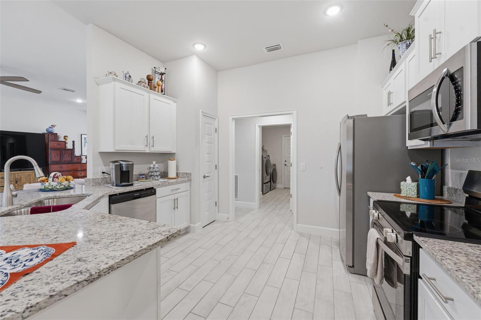 2602 YAMADA LN — photo 12