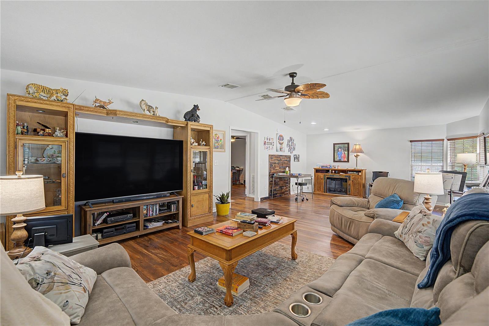 37602 LILLY BEA AVE — photo 9