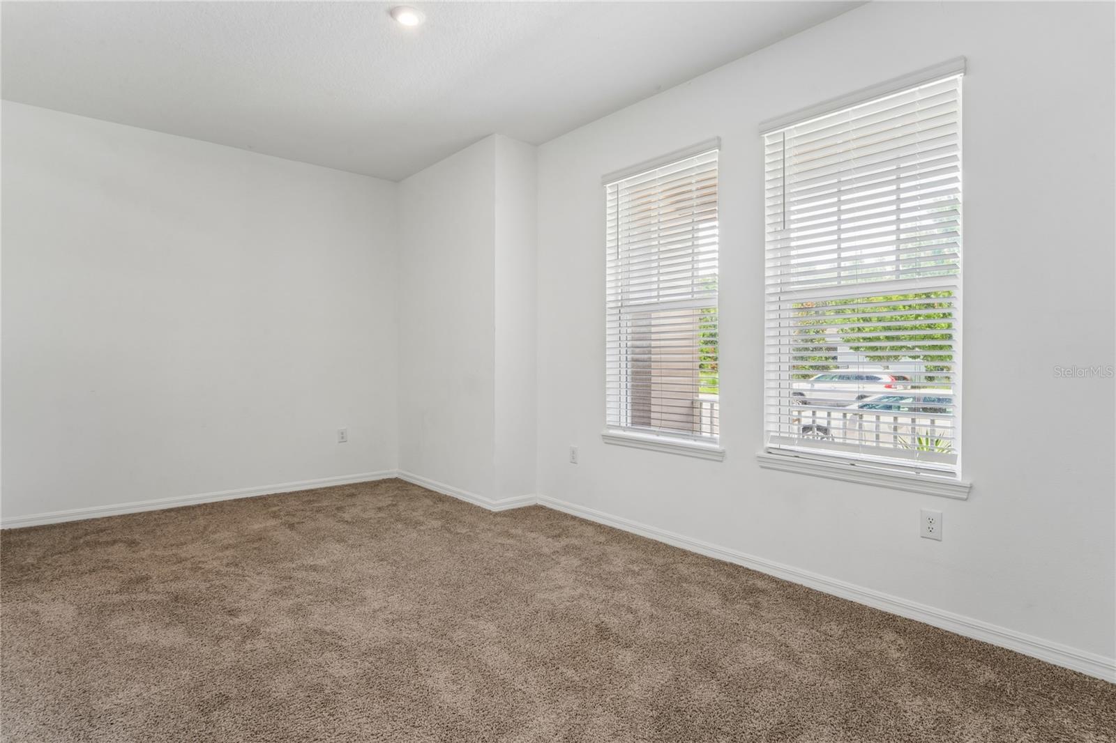 13636 STEVENSON LN — photo 40