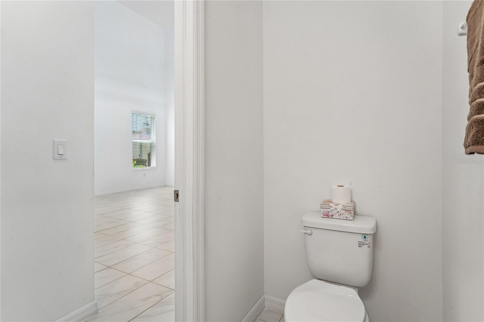 13636 STEVENSON LN — photo 41