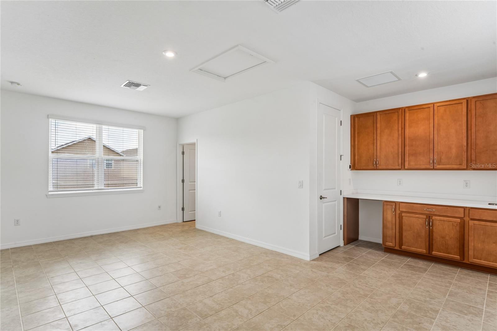 13636 STEVENSON LN — photo 51