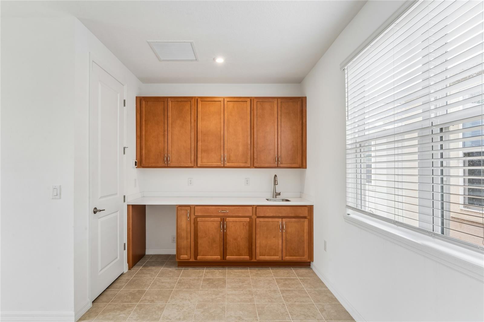 13636 STEVENSON LN — photo 52