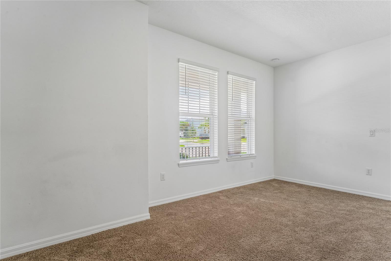 13636 STEVENSON LN — photo 38