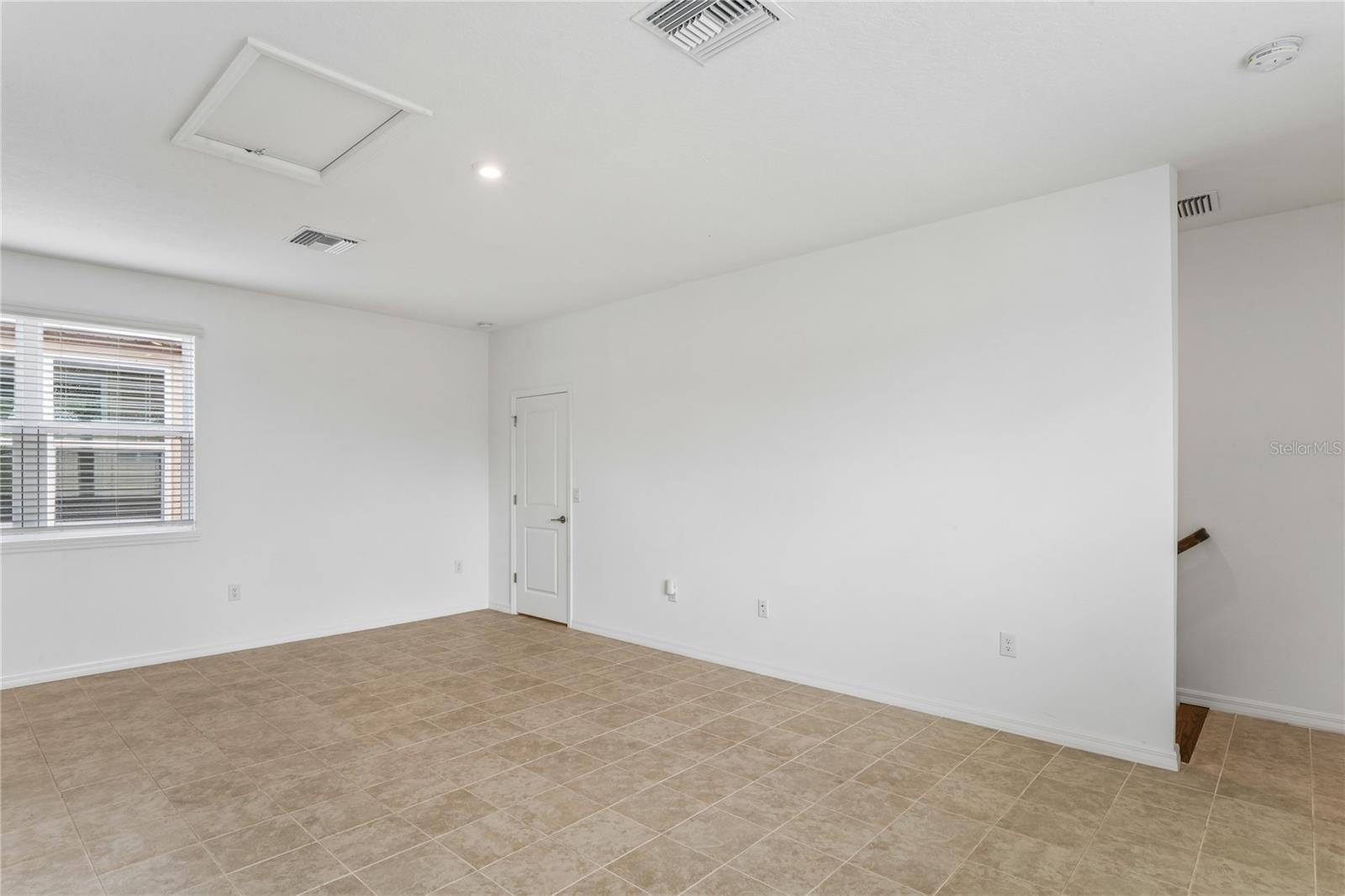 13636 STEVENSON LN — photo 49