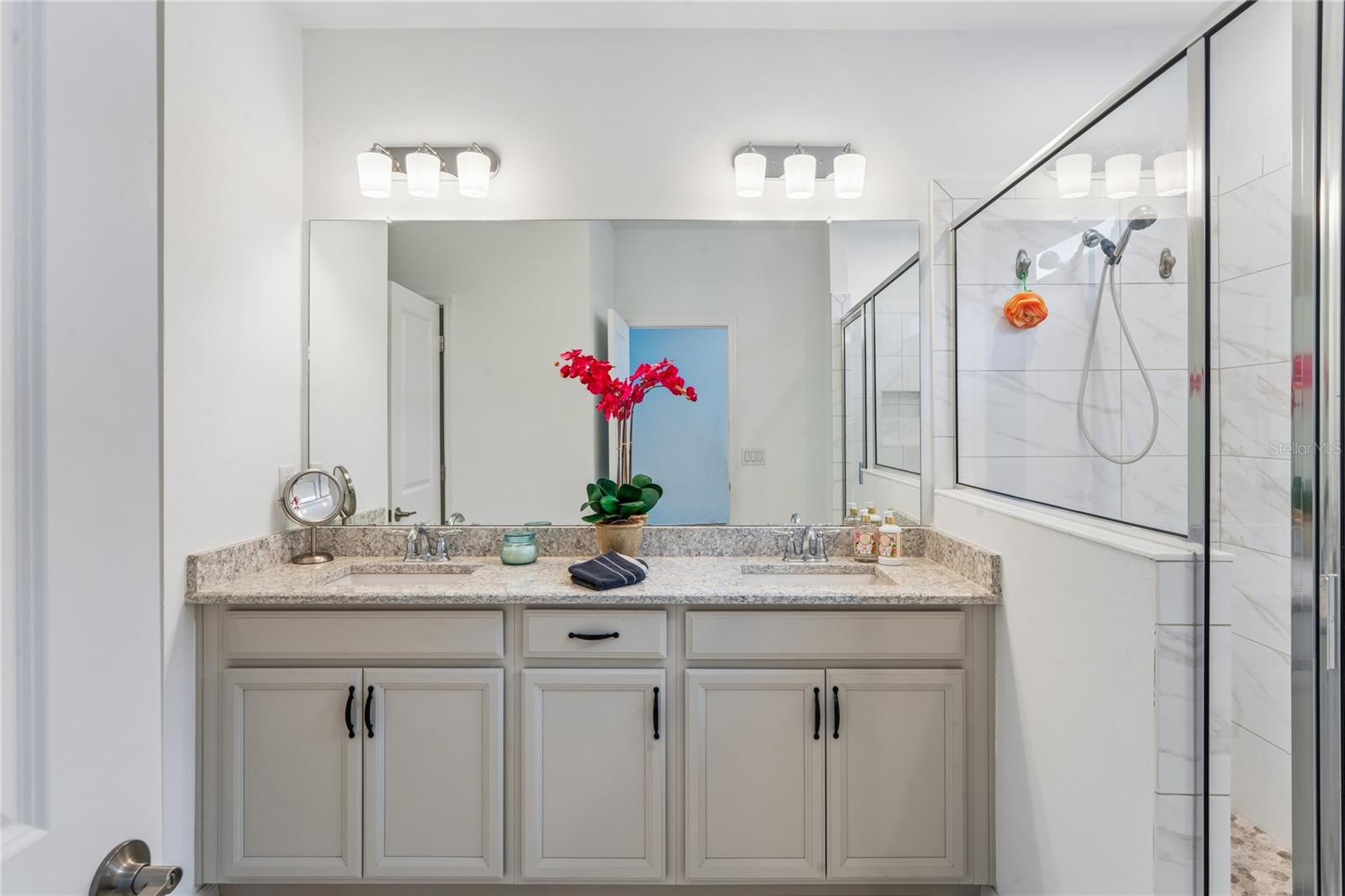 13636 STEVENSON LN — photo 33