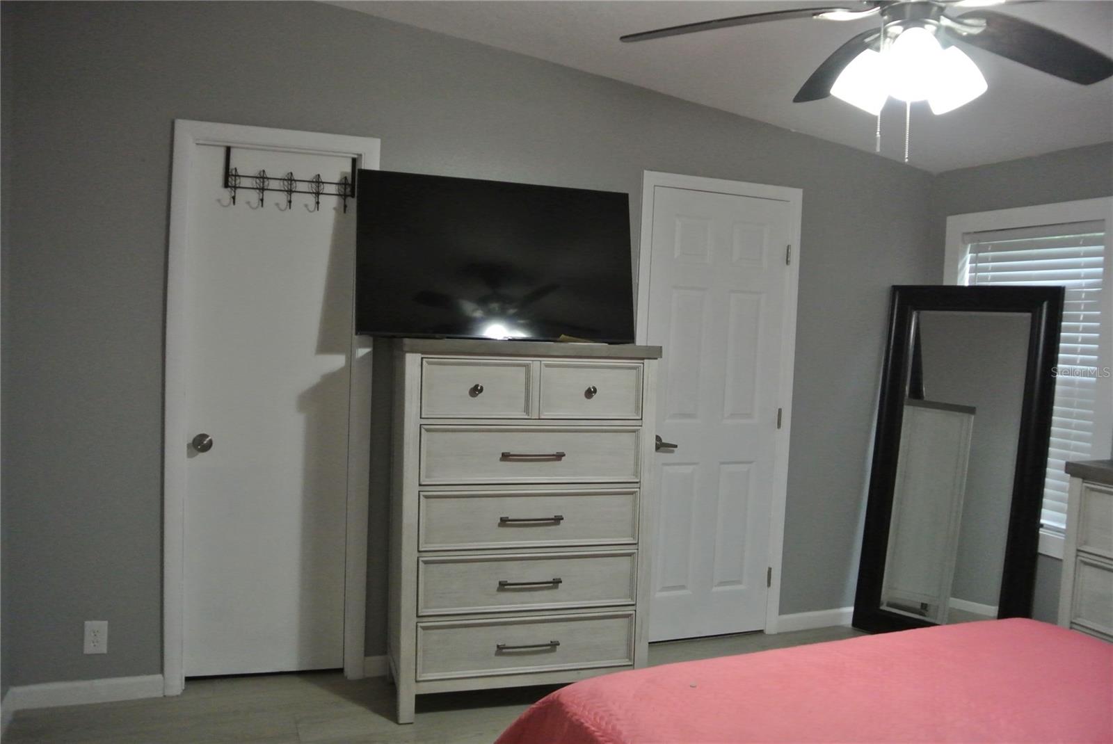 38122 CENTRAL AVE — photo 29