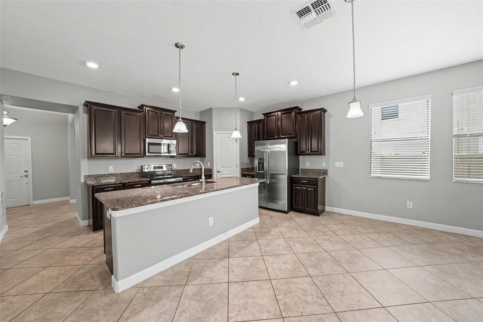 28500 PLEASANT BAY LOOP — photo 7