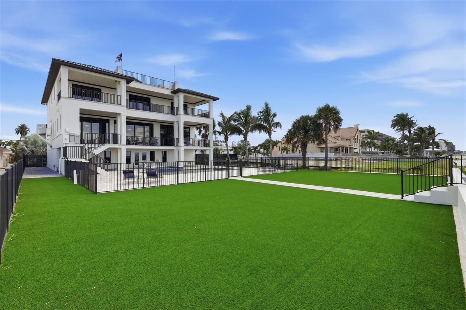 15908 GULF BLVD — photo 29