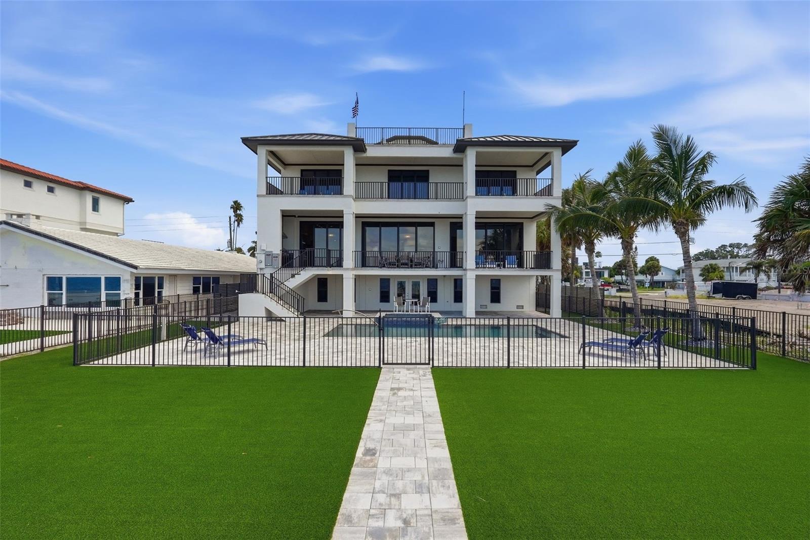 15908 GULF BLVD — photo 27