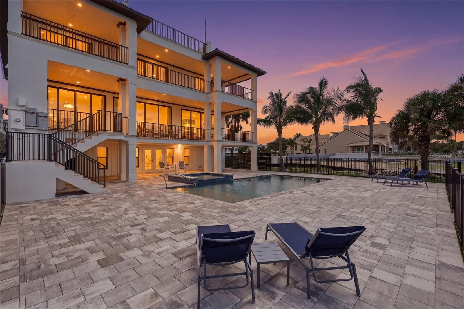 15908 GULF BLVD — photo 32