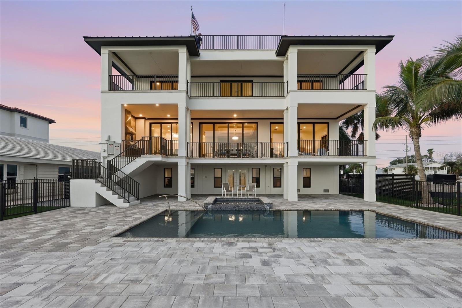 15908 GULF BLVD — photo 2