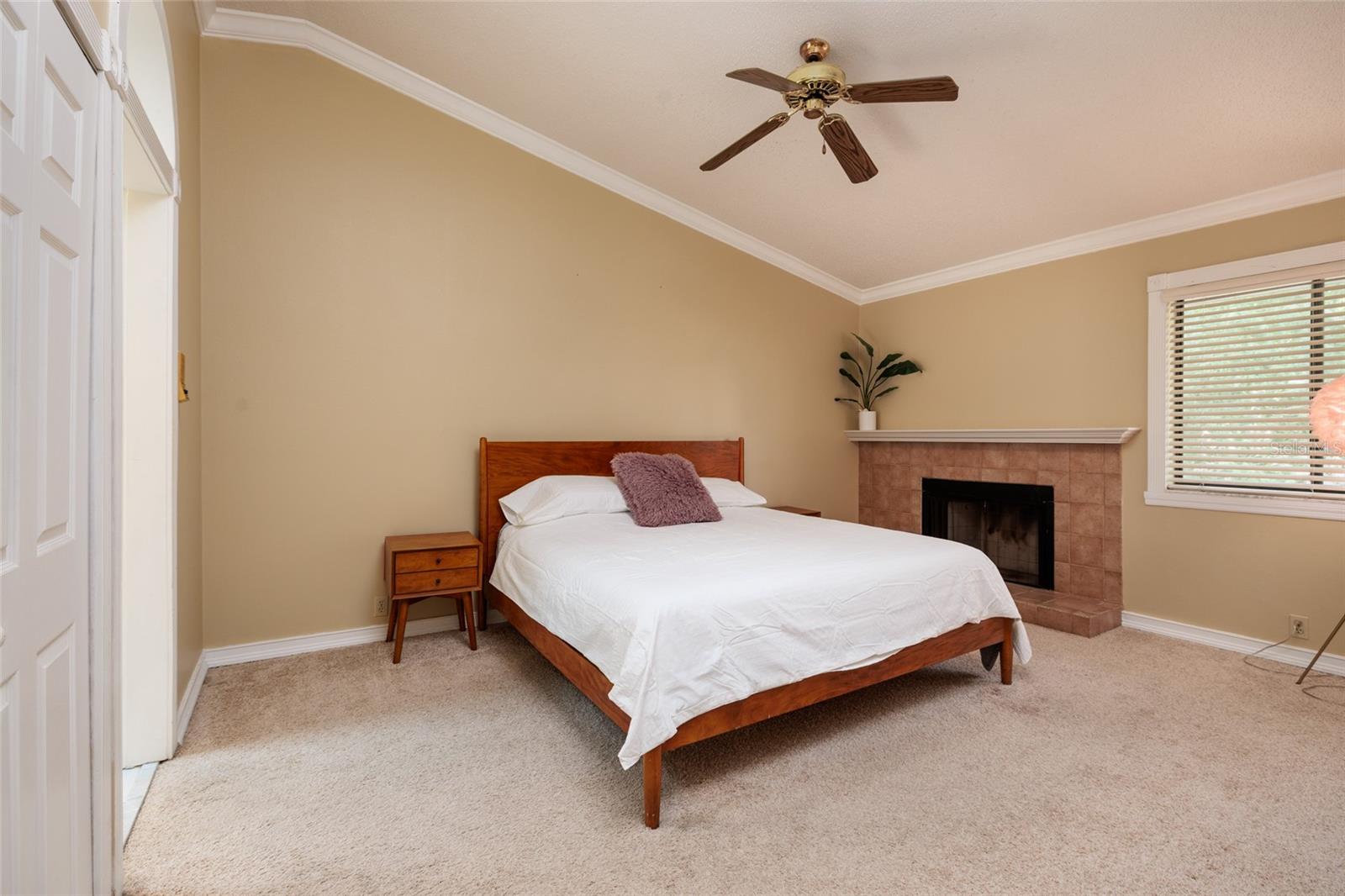 1750 LAKE CYPRESS DR #1002 — photo 33