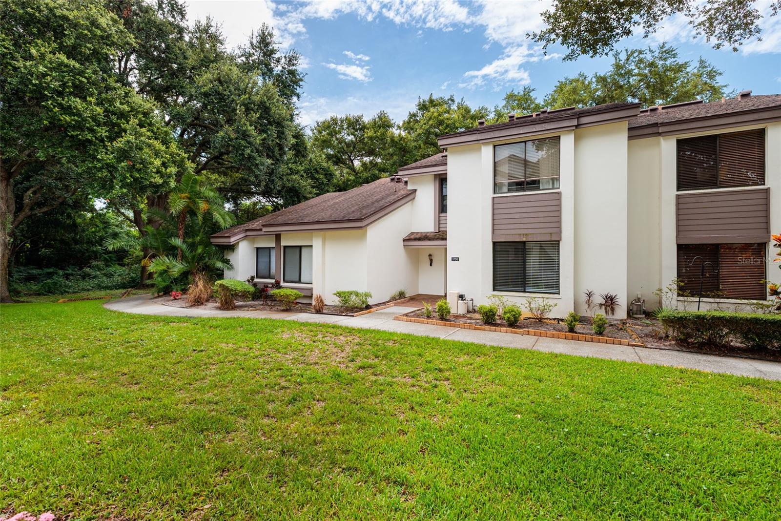 1750 LAKE CYPRESS DR #1002 — photo 3