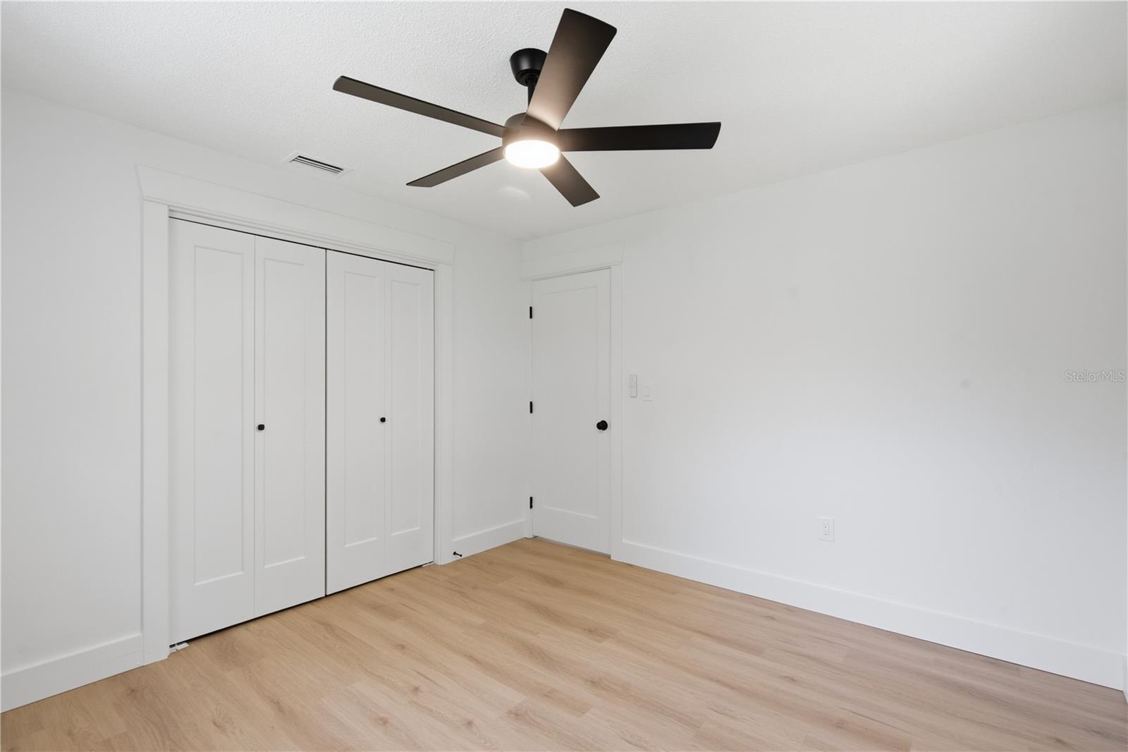 1920 CANADIANA CT — photo 26