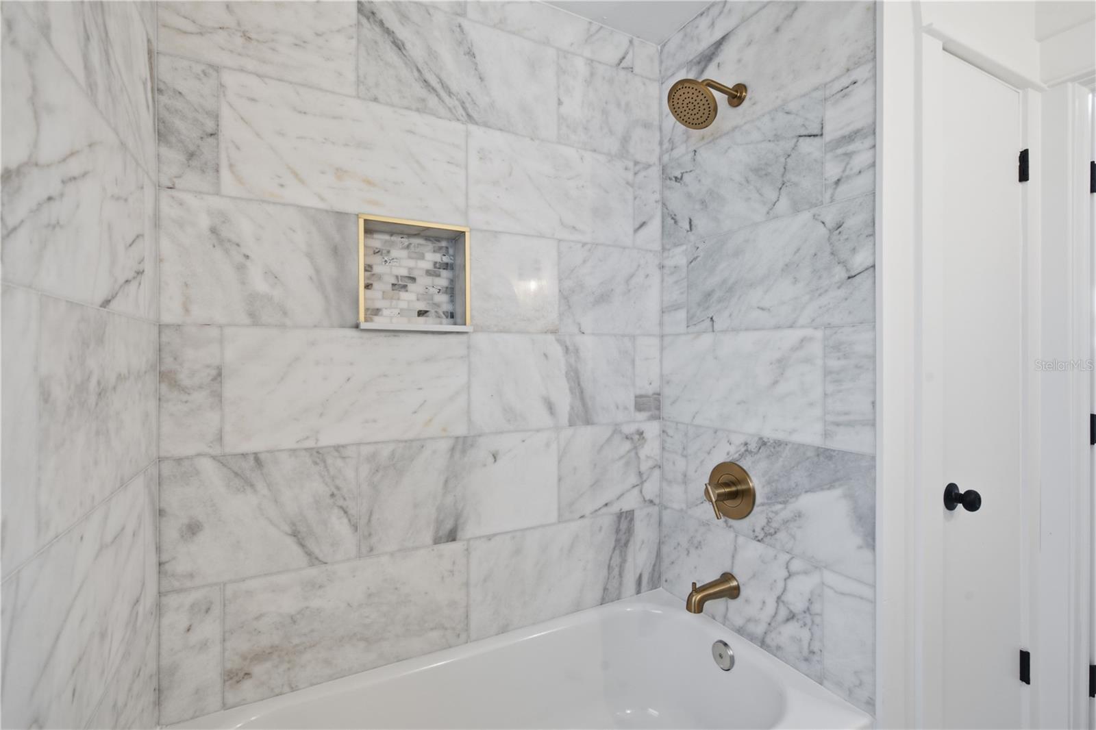 1920 CANADIANA CT — photo 24