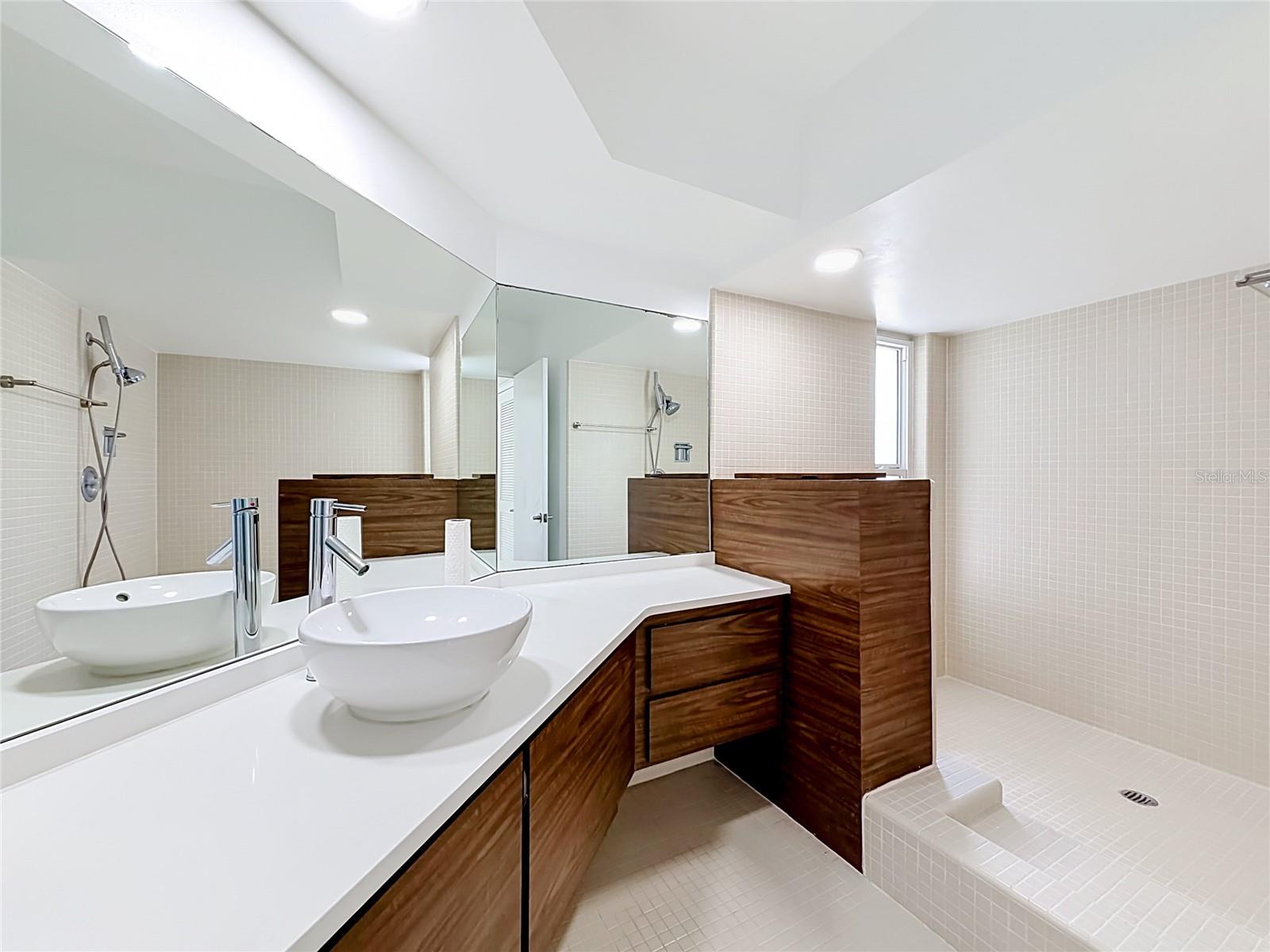 210 DOLPHIN PT #C — photo 15