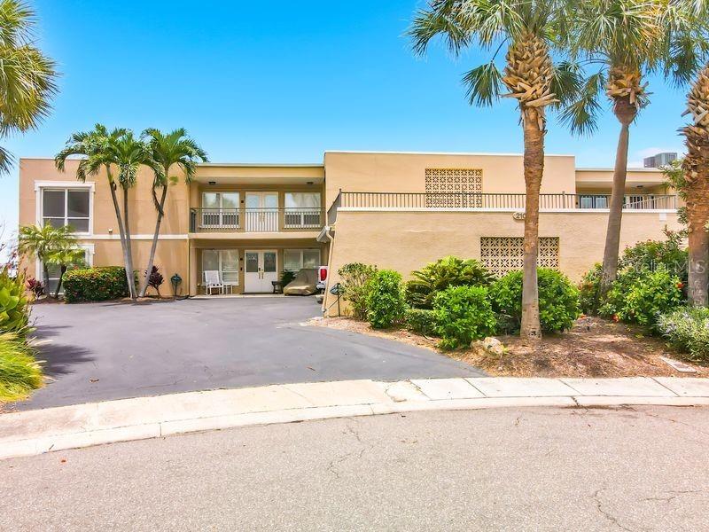 210 DOLPHIN PT #C — photo 2