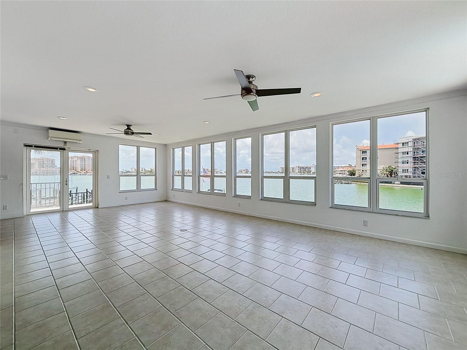 210 DOLPHIN PT #C — photo 7