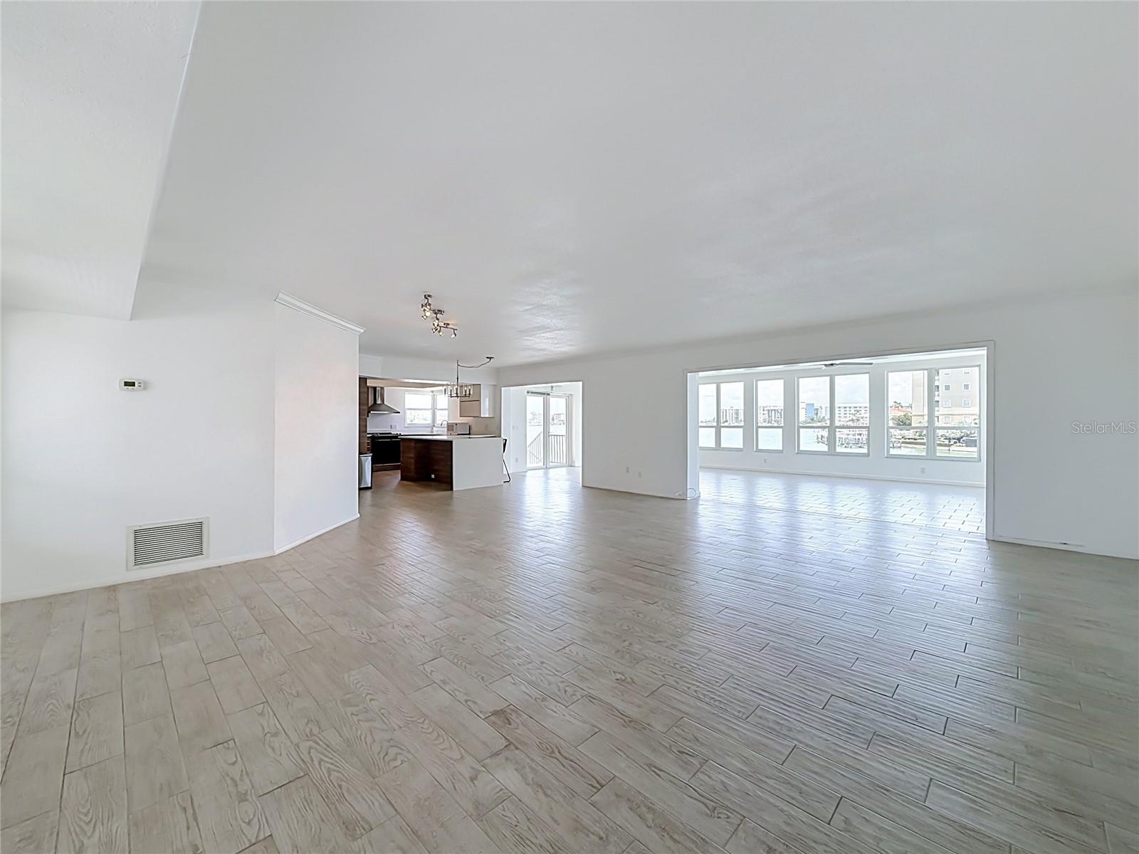 210 DOLPHIN PT #C — photo 8