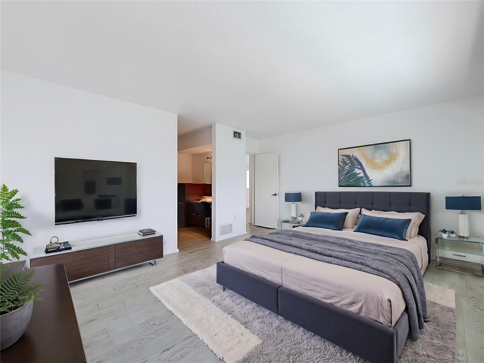 210 DOLPHIN PT #C — photo 5