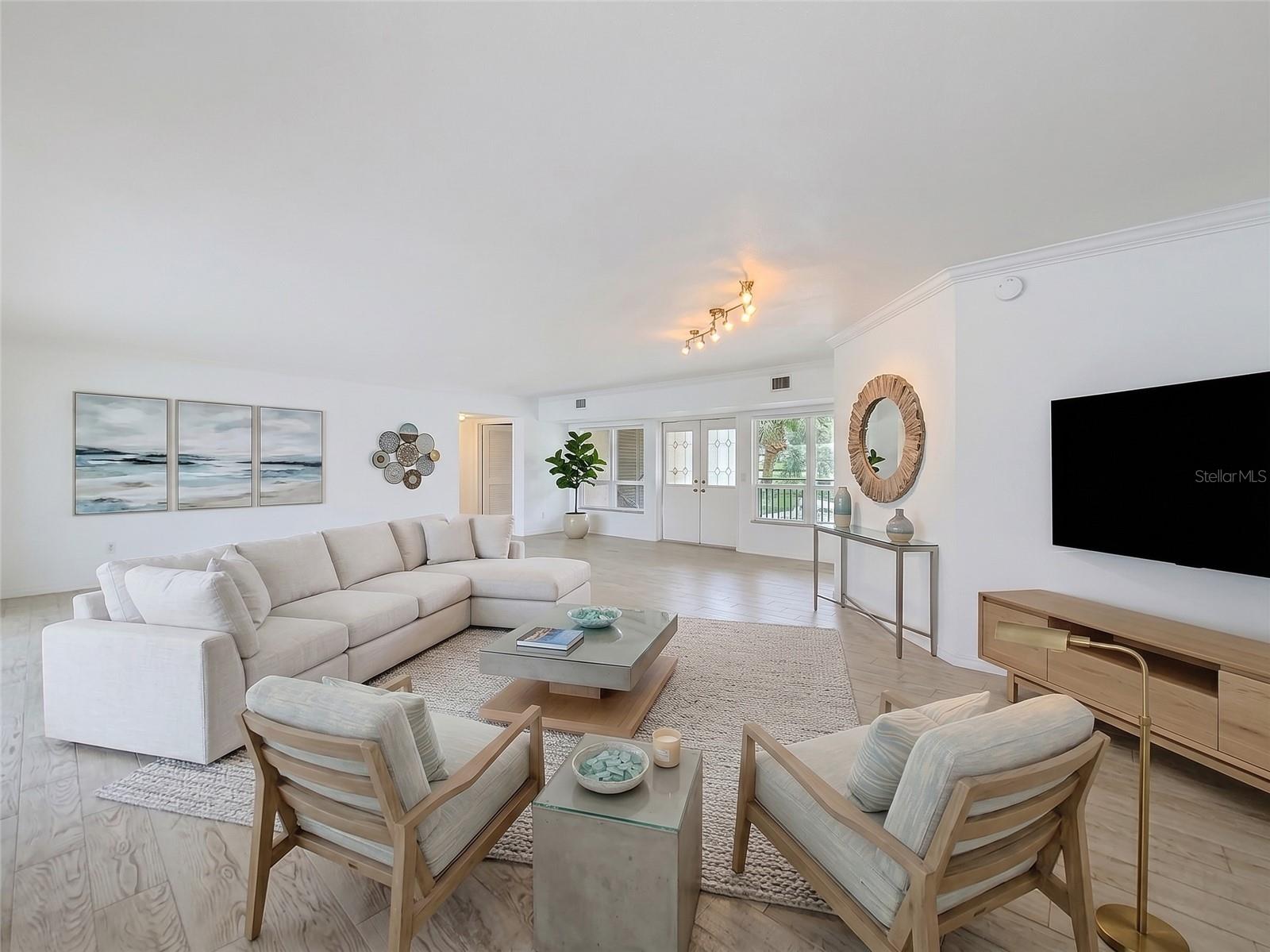 210 DOLPHIN PT #C — photo 4