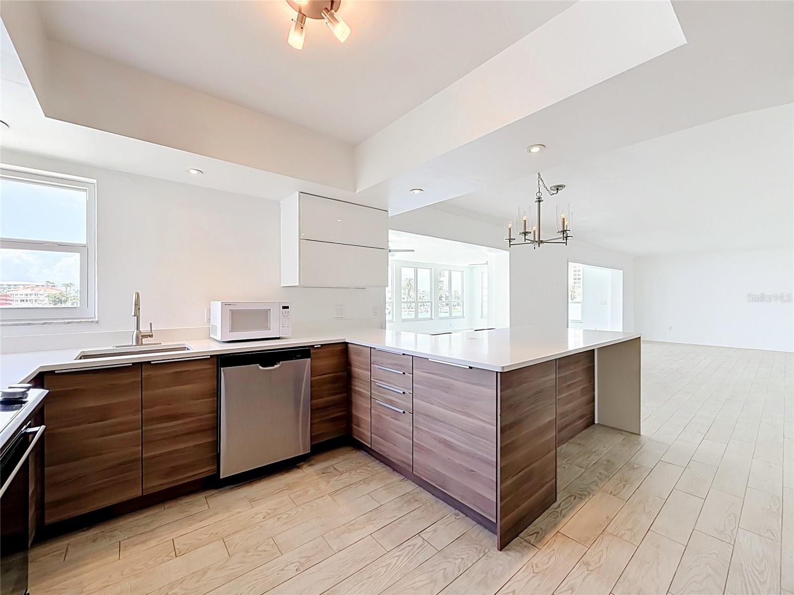 210 DOLPHIN PT #C — photo 12