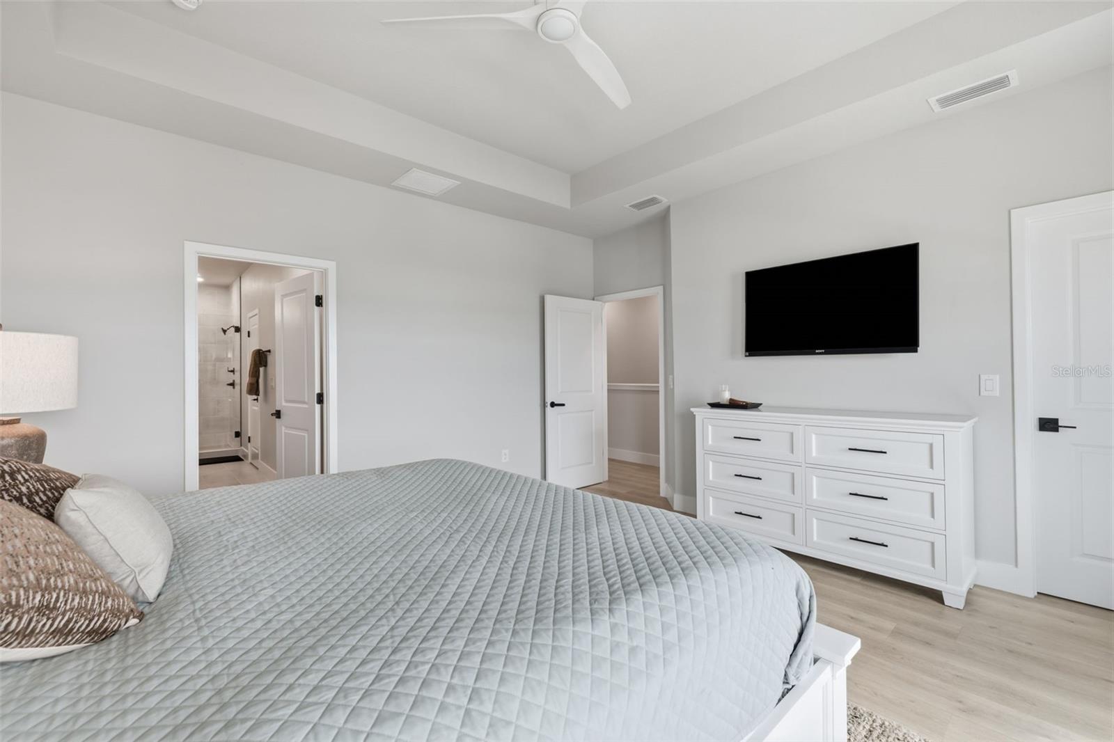 1528 SKYSAIL LN — photo 17