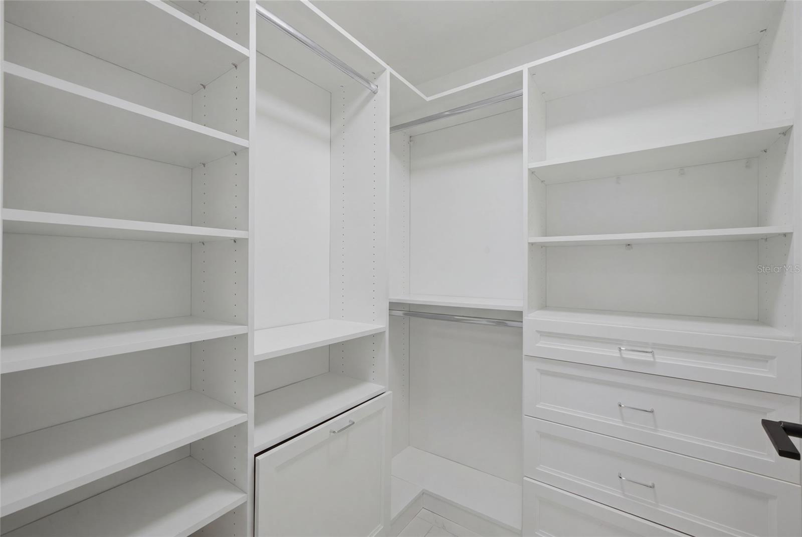 777 N ASHLEY DR #2613 — photo 16