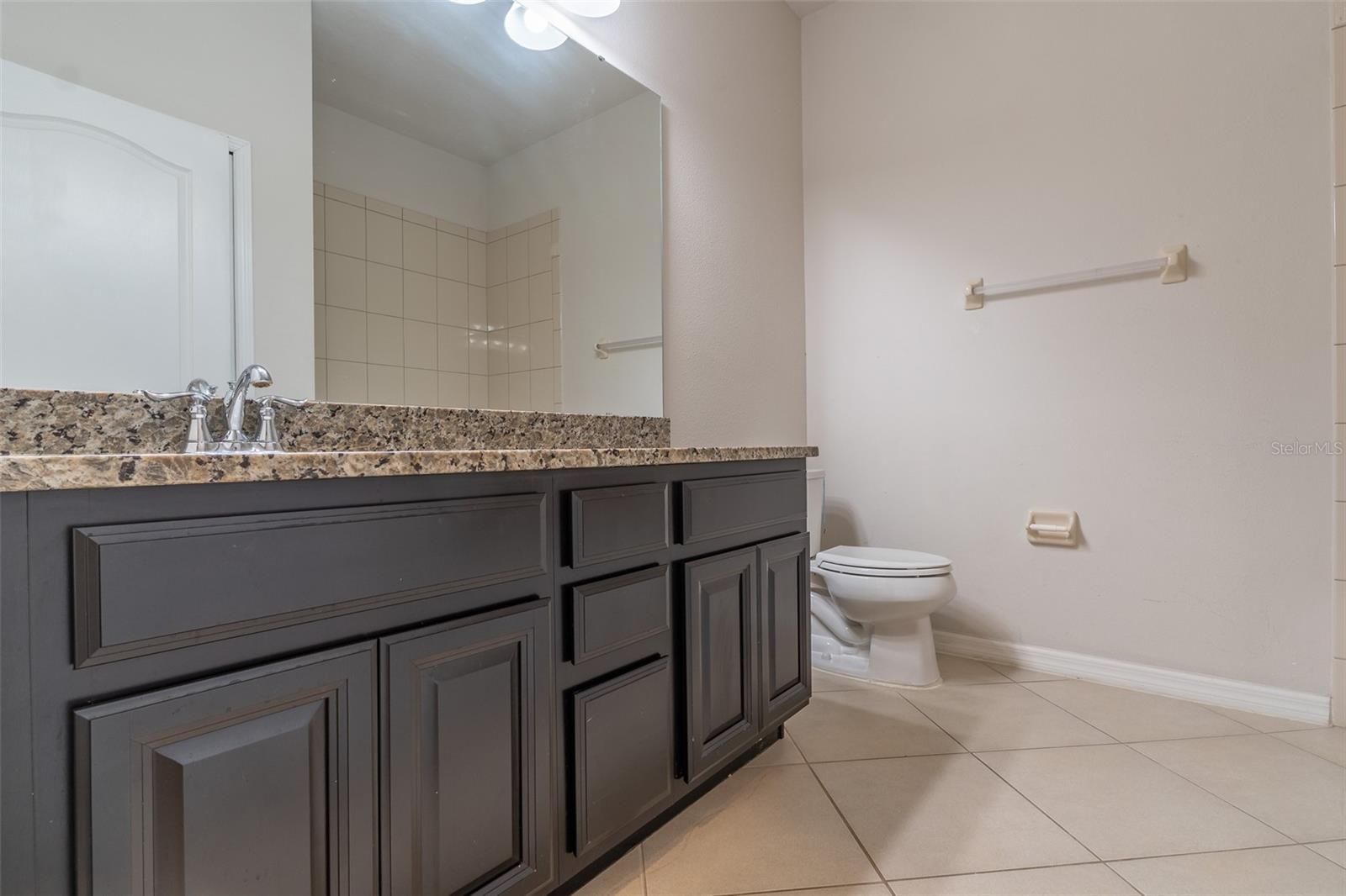 12152 LEDBURY COMMONS DR — photo 14