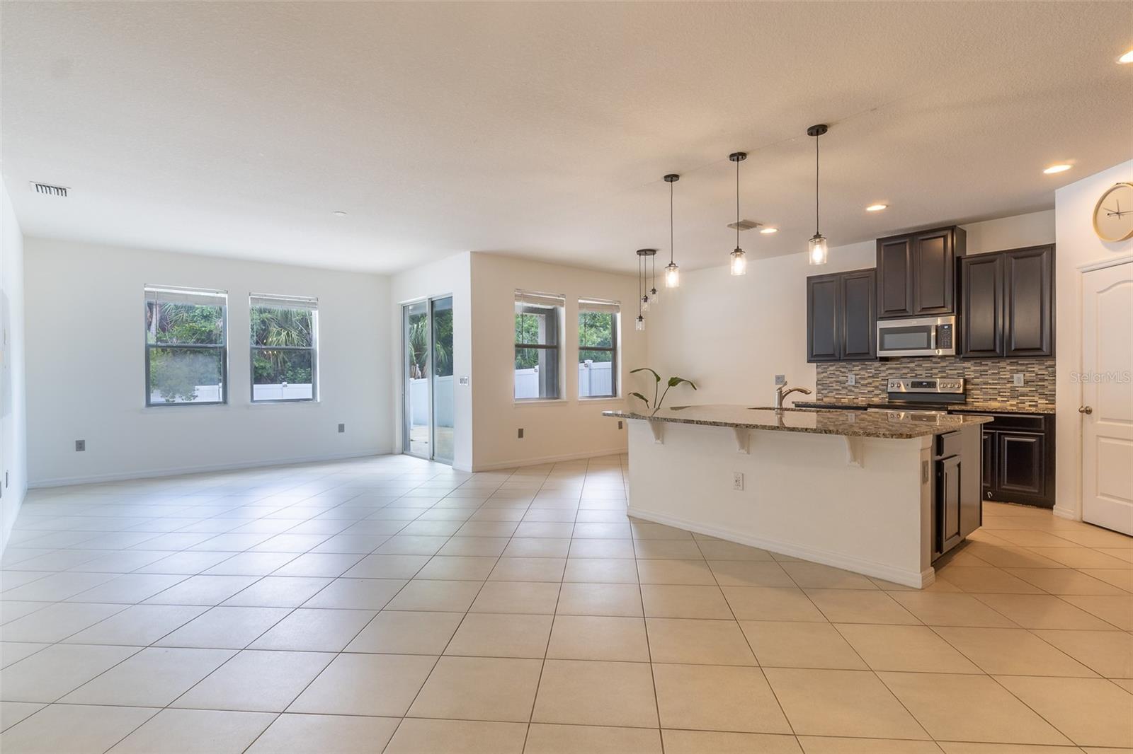 12152 LEDBURY COMMONS DR — photo 42