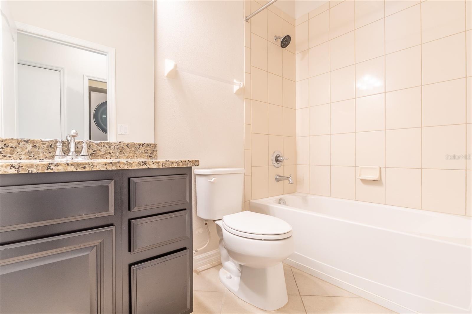 12152 LEDBURY COMMONS DR — photo 17