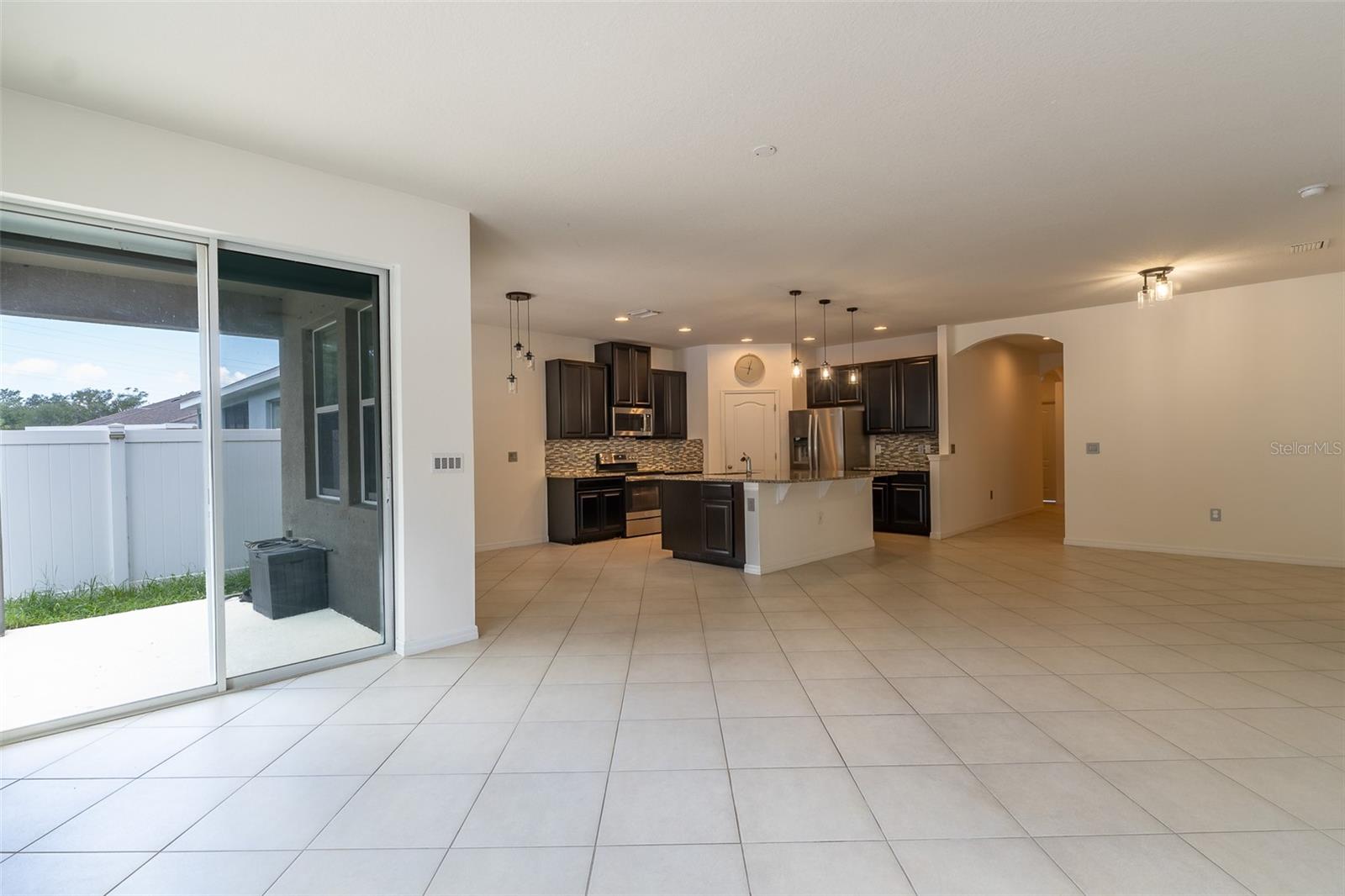 12152 LEDBURY COMMONS DR — photo 39