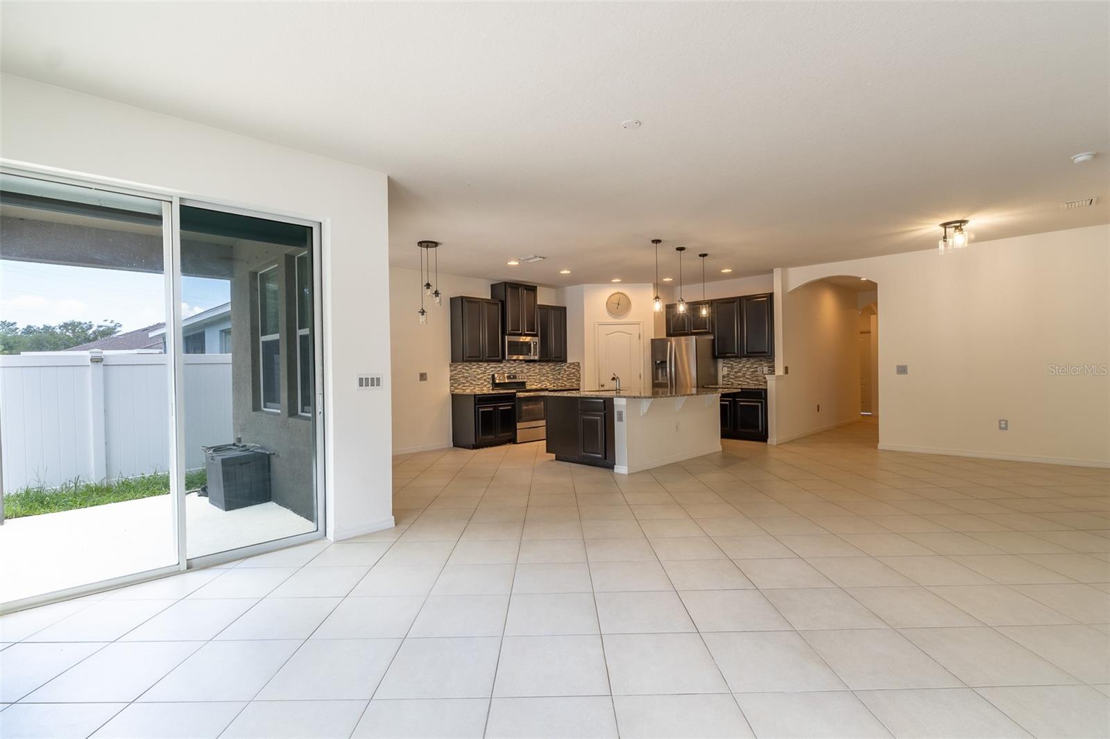 12152 LEDBURY COMMONS DR — photo 7