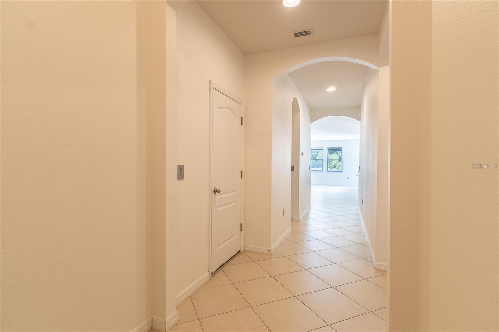 12152 LEDBURY COMMONS DR — photo 11