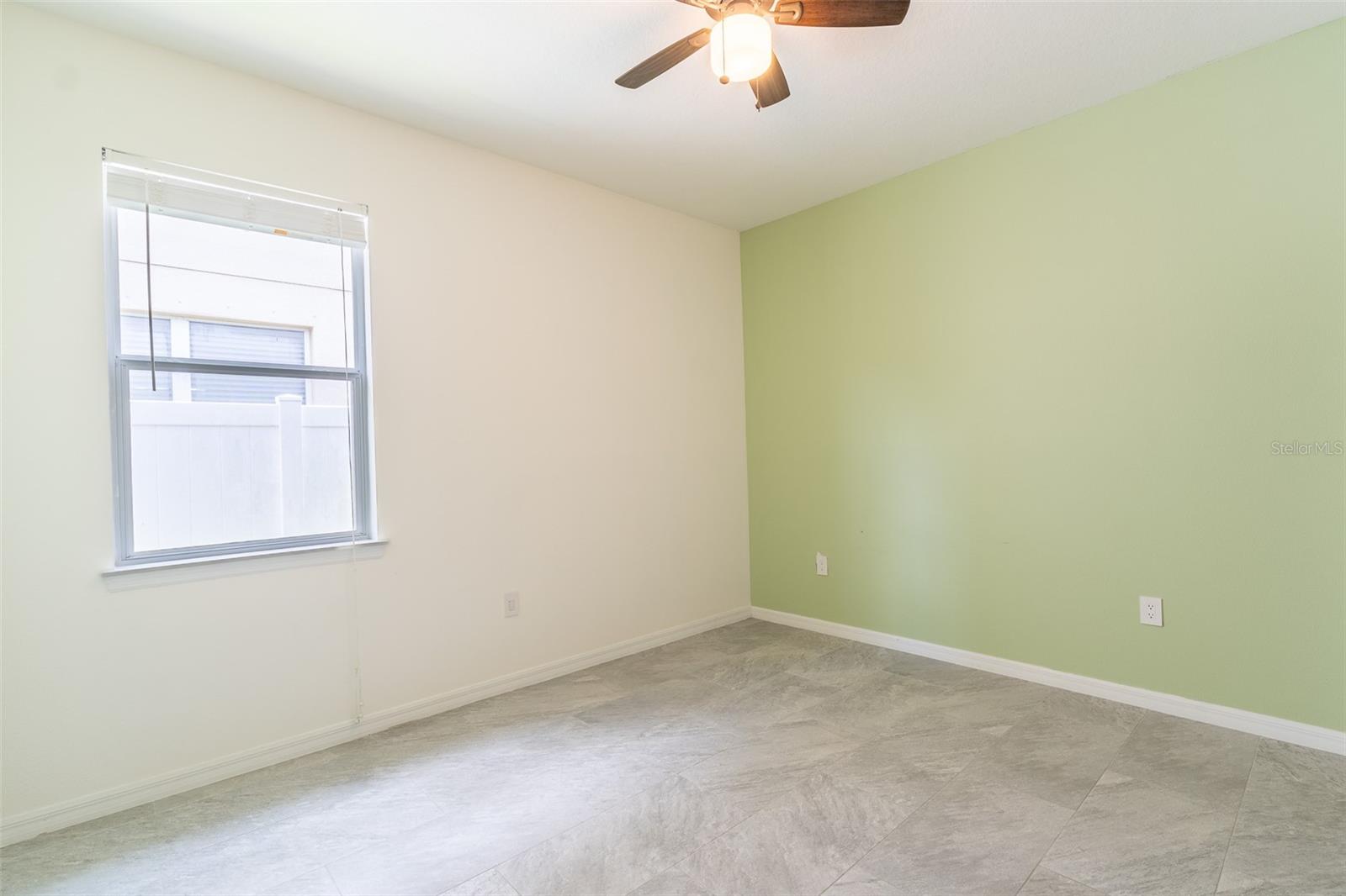 12152 LEDBURY COMMONS DR — photo 18