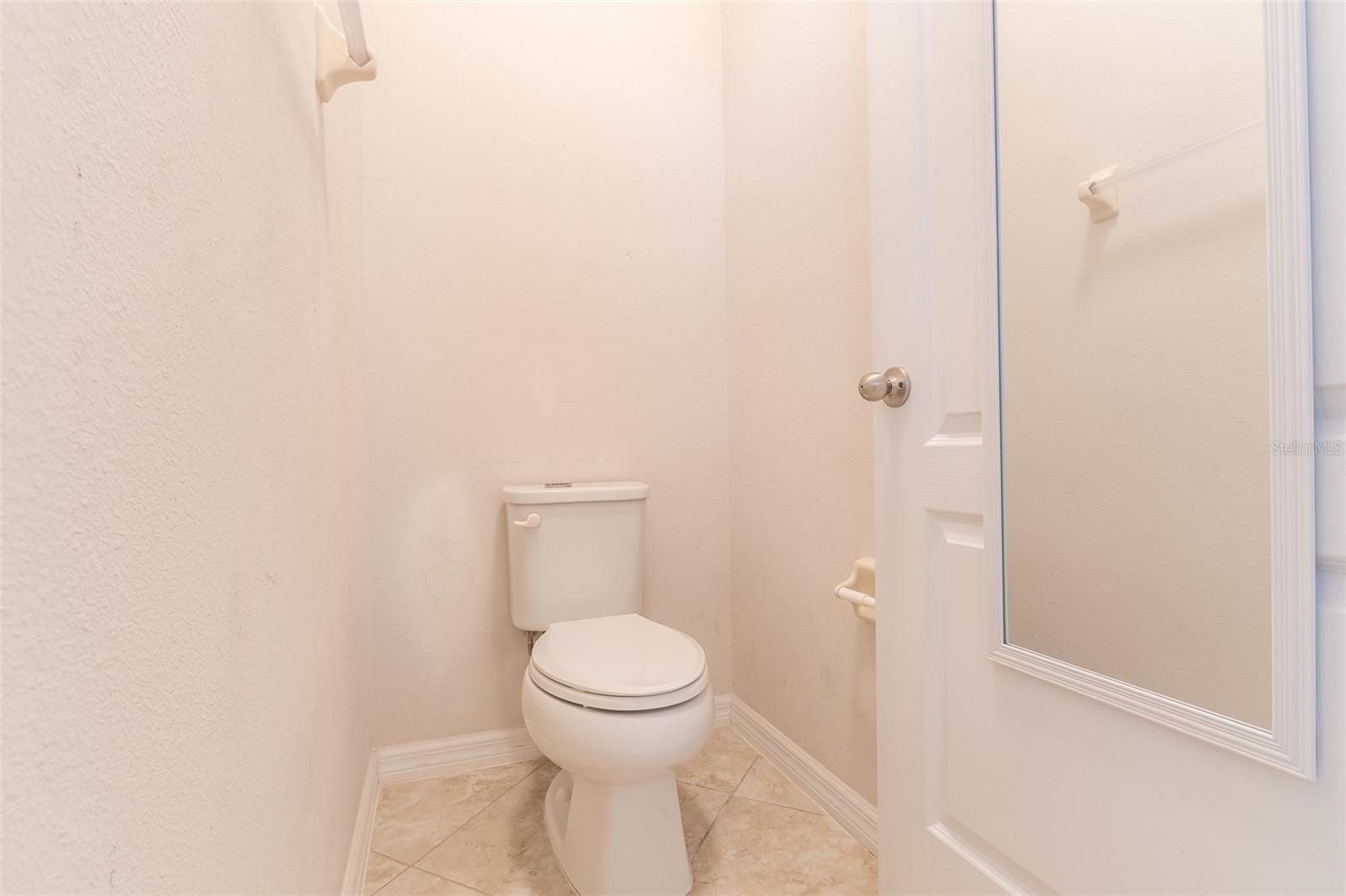 12152 LEDBURY COMMONS DR — photo 24