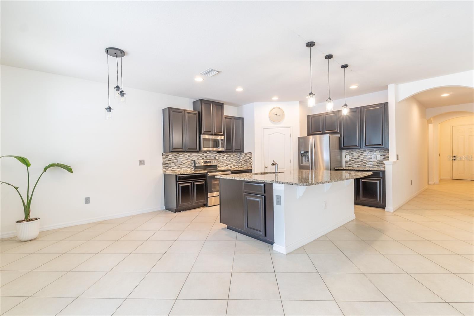 12152 LEDBURY COMMONS DR — photo 6
