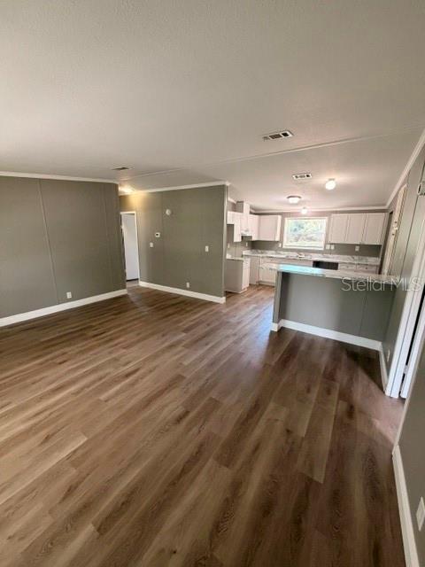 4301 SHERWICK DR — photo 7