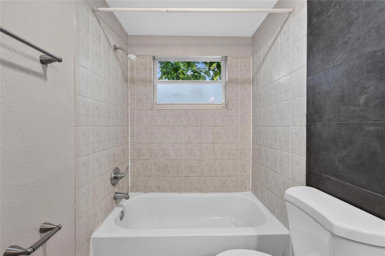 1703 E IDELL ST — photo 31