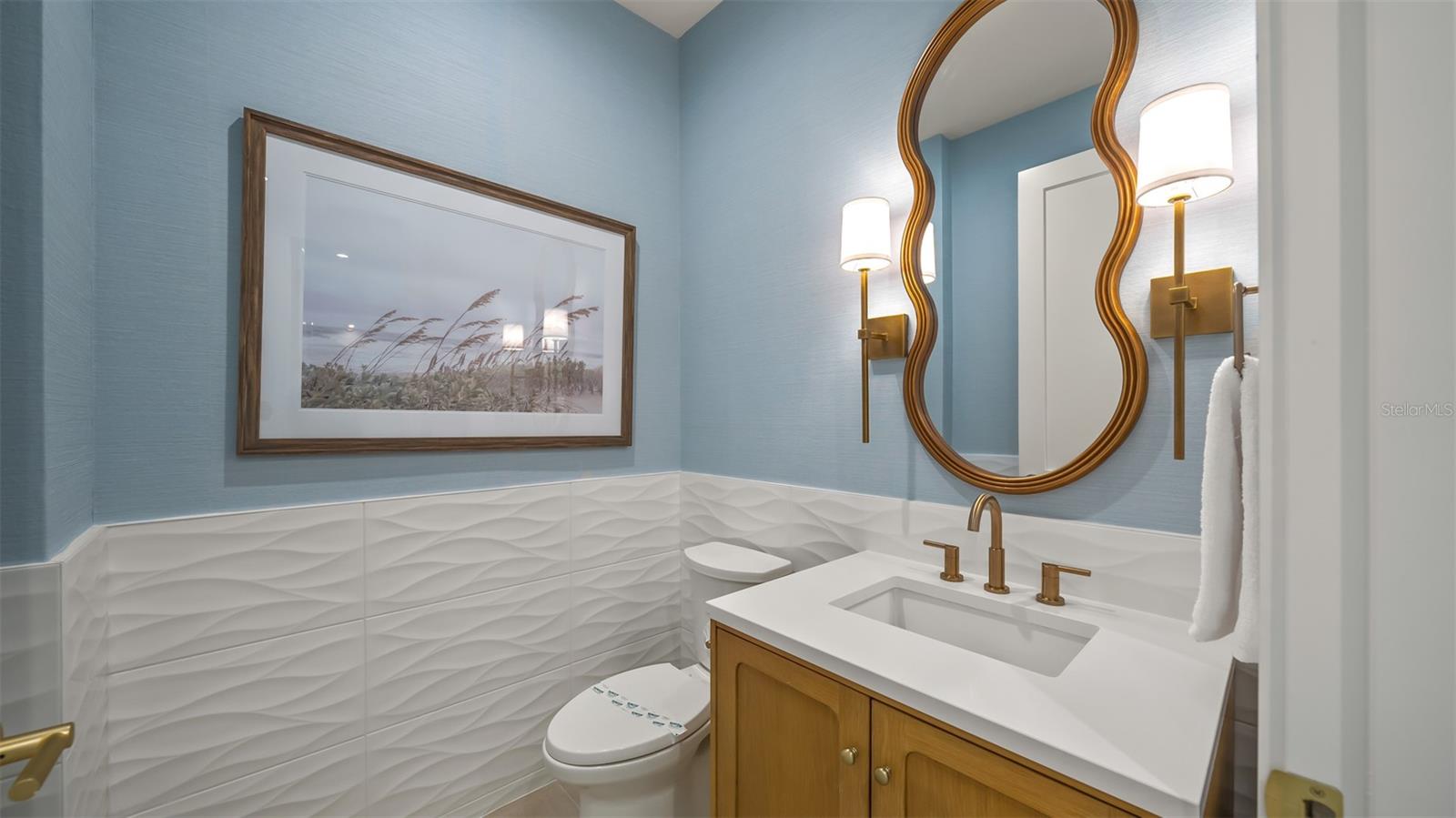 161 TYLER DR — photo 46