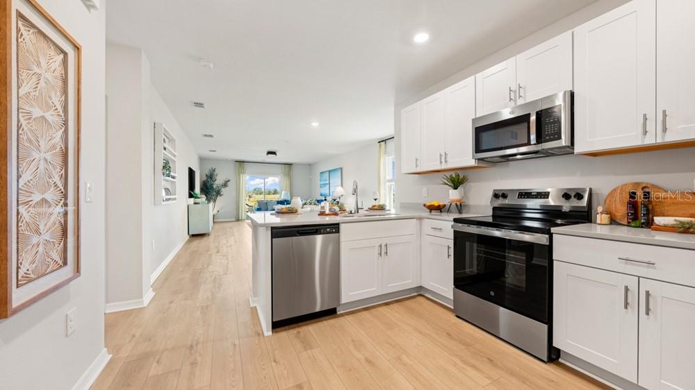 13512 SAWMILL ST — photo 6