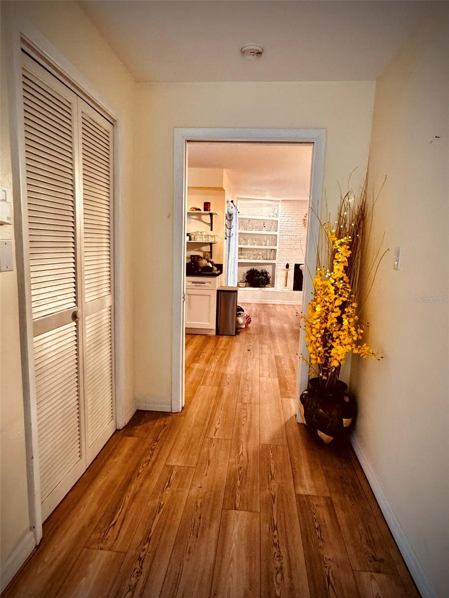 764 FOREST GLEN RD — photo 13