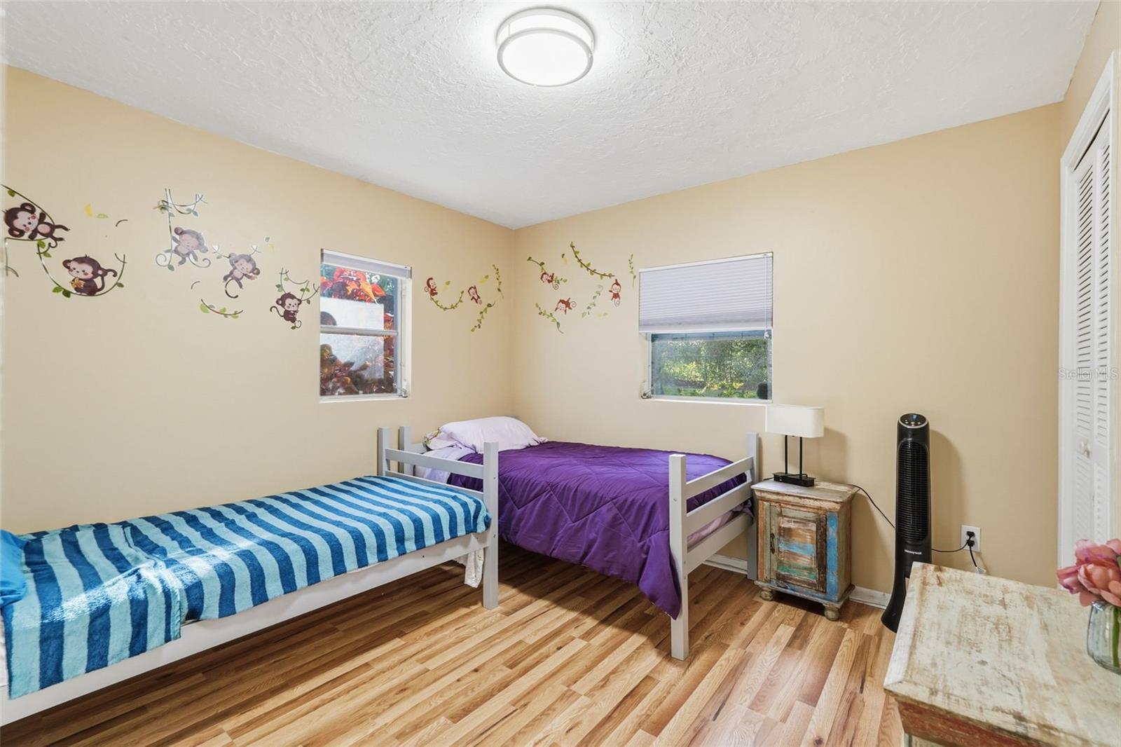 764 FOREST GLEN RD — photo 15